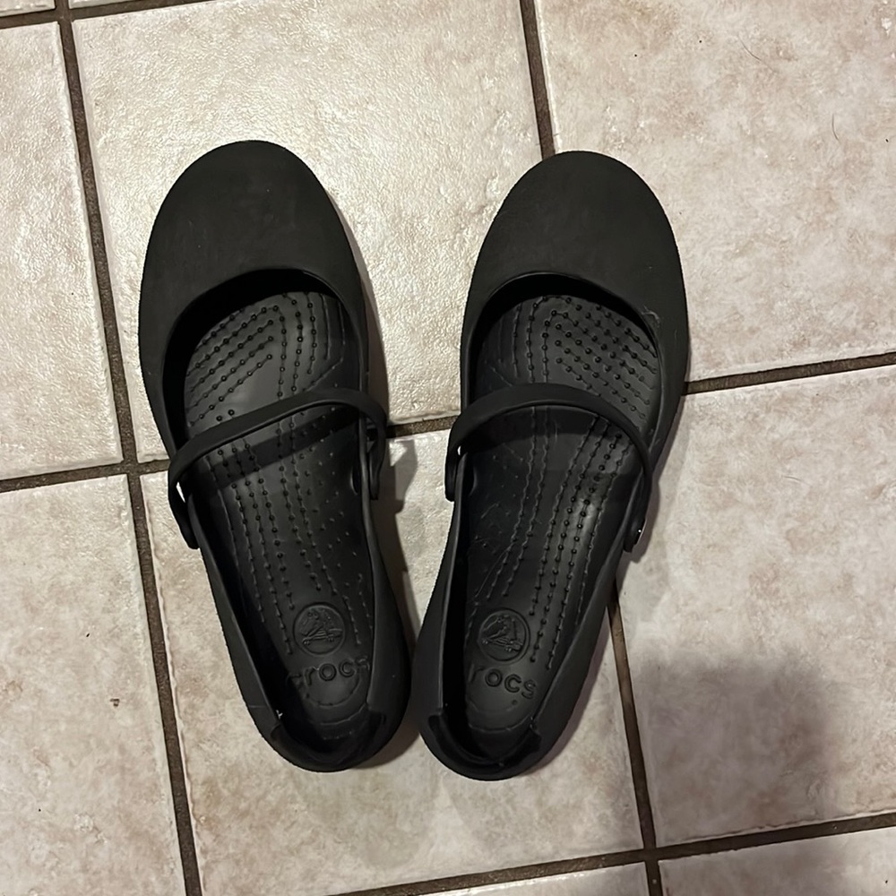 Crocs Mary Janes size 8